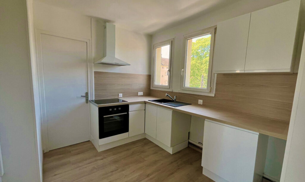 Renovation cuisine , pose de parquet